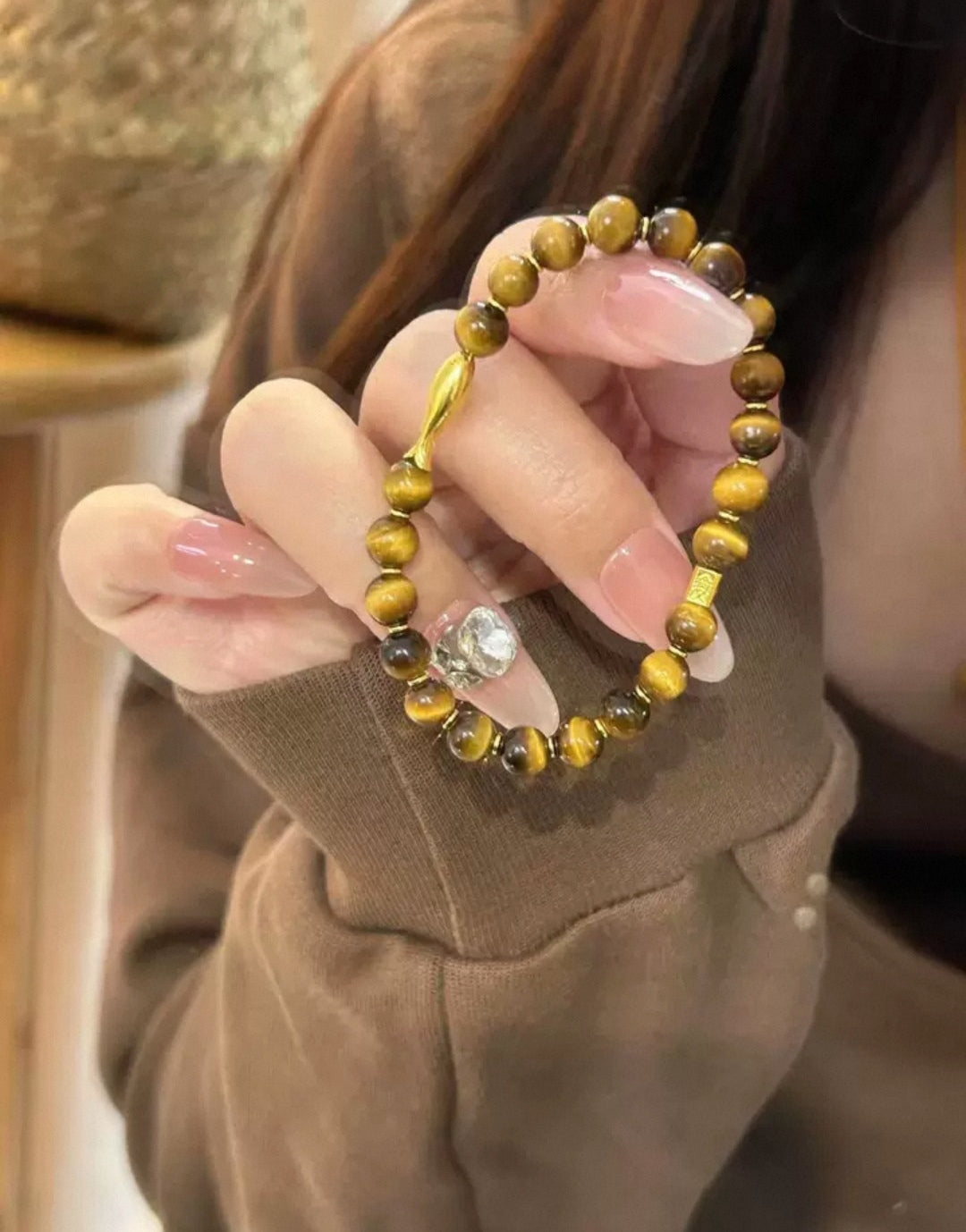 tiger's eye stone string