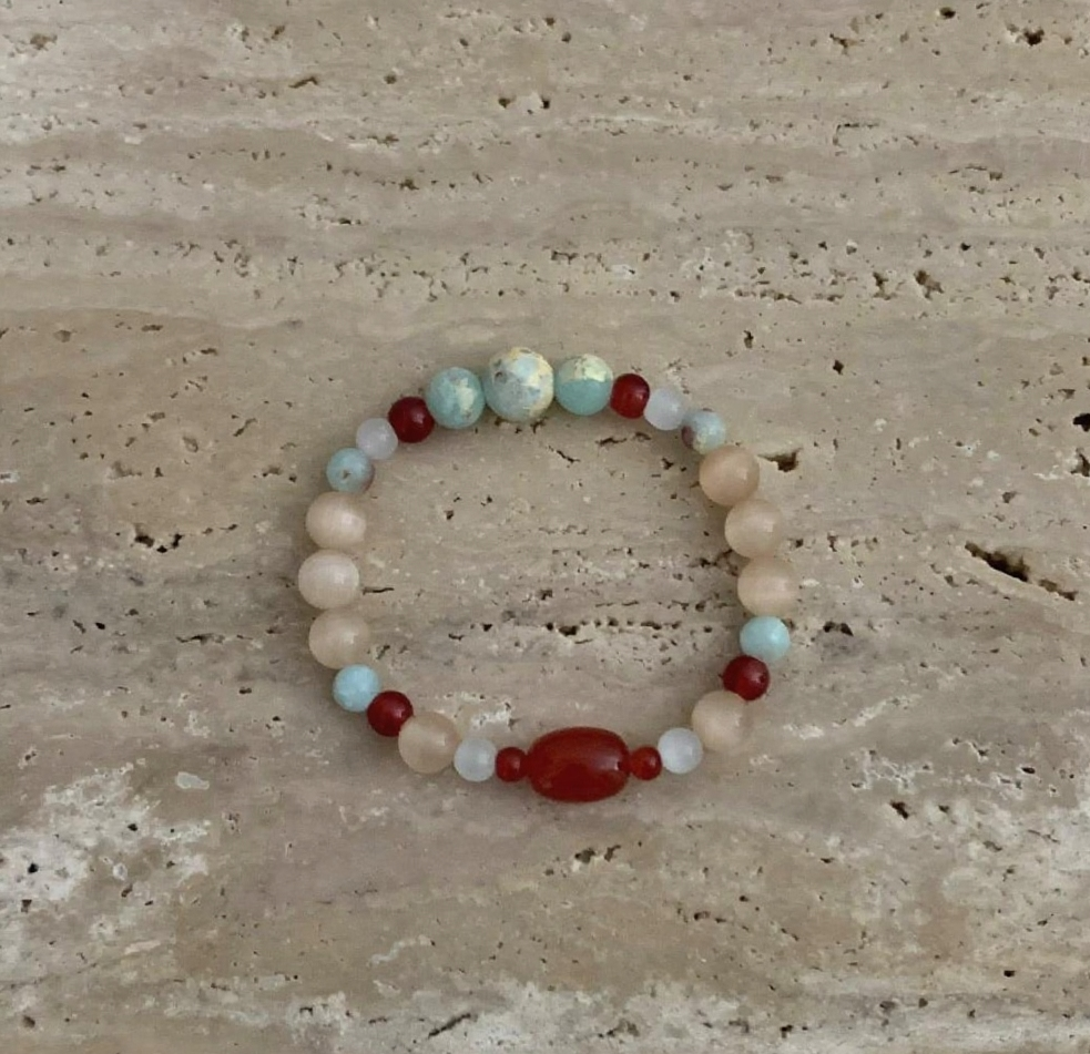 Onyx Pink Cat's Eye Bracelet