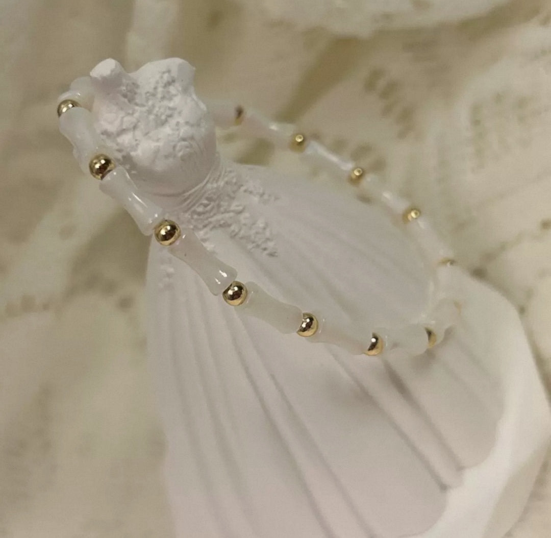 White Shellfish Bracelet
