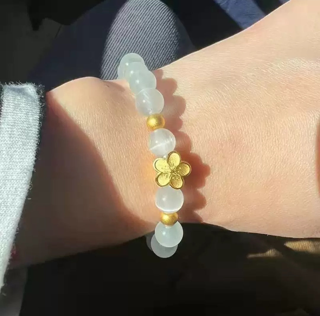 Peach Blossom White Cat's Eye Bracelet