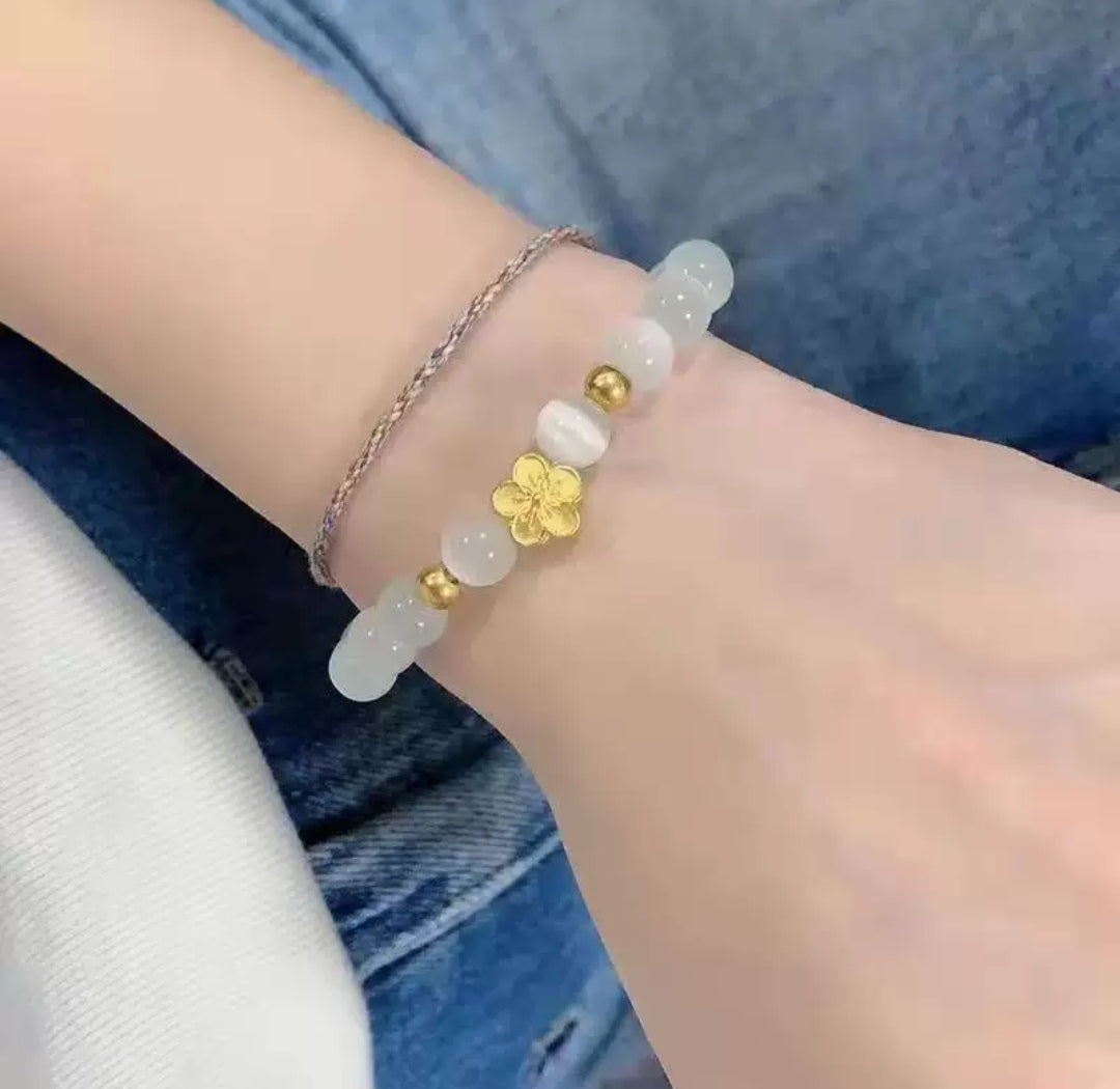 Peach Blossom White Cat's Eye Bracelet