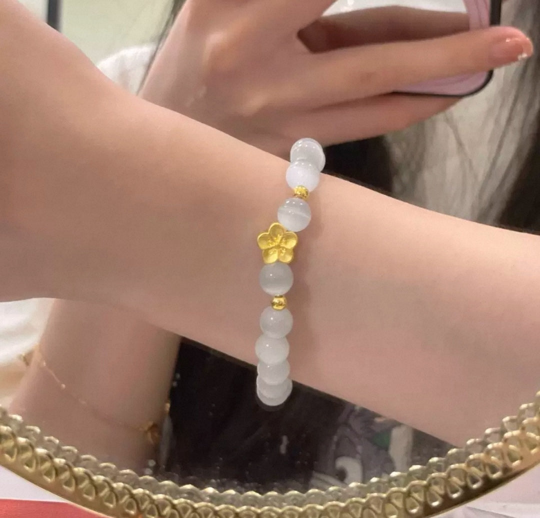 Peach Blossom White Cat's Eye Bracelet