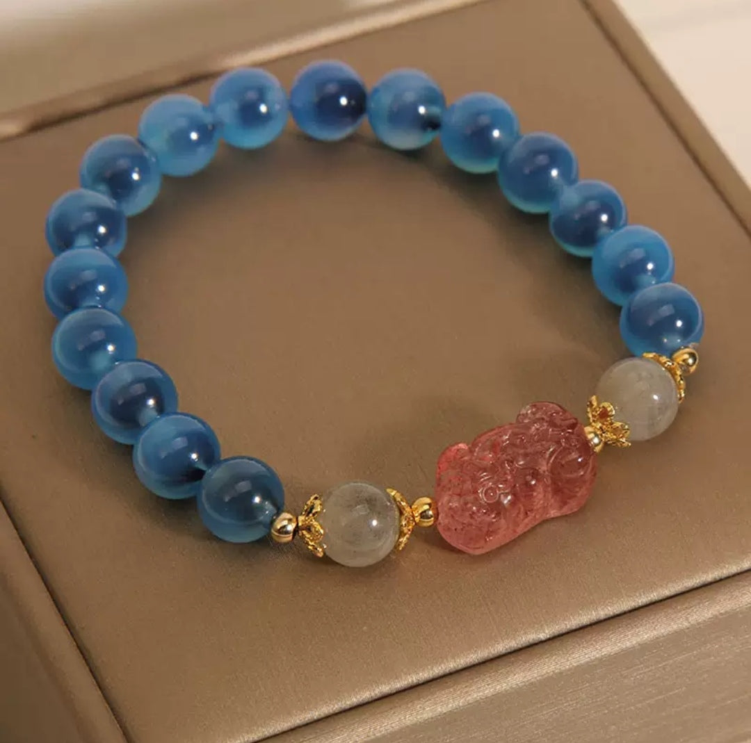 Blue Agate Strawberry Crystal Brave Bracelet