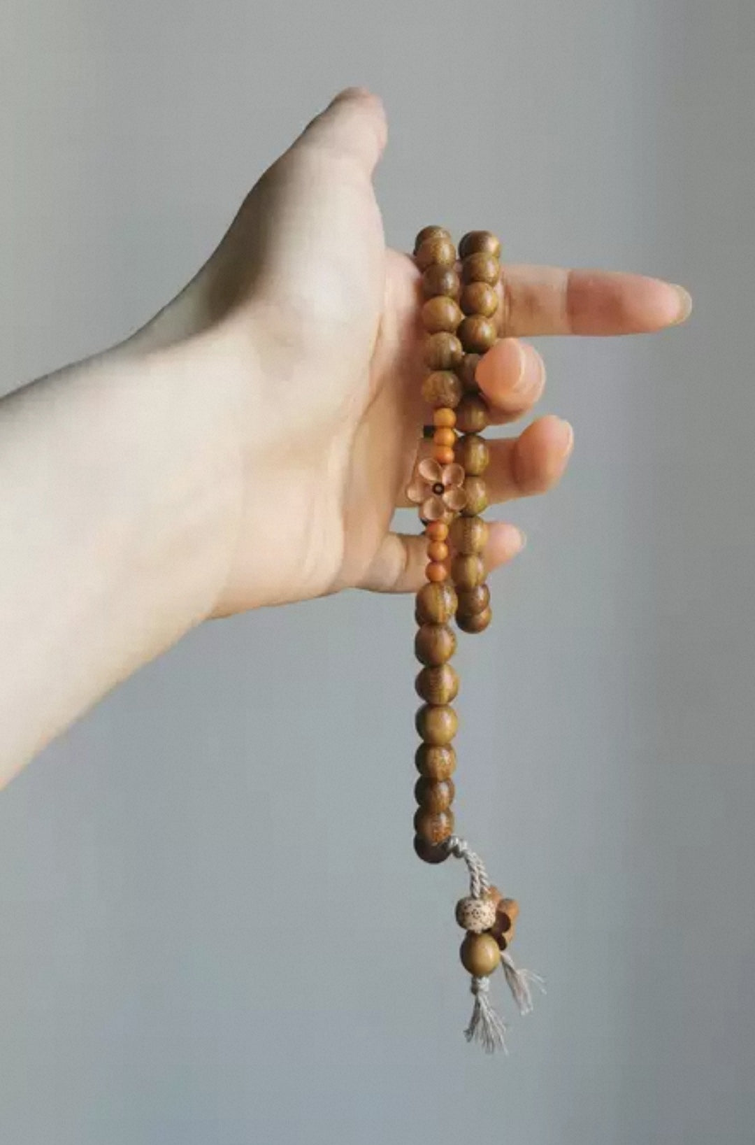 Green Sandalwood Double Loop Bracelet