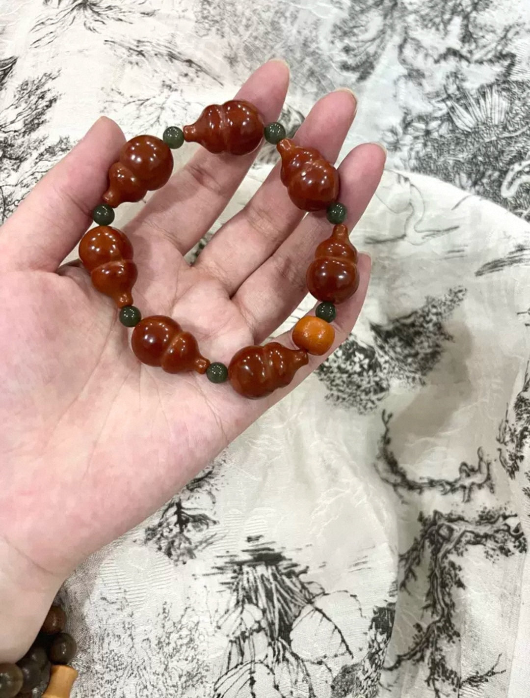 Gourd Shaped Olive Kernel Rosary